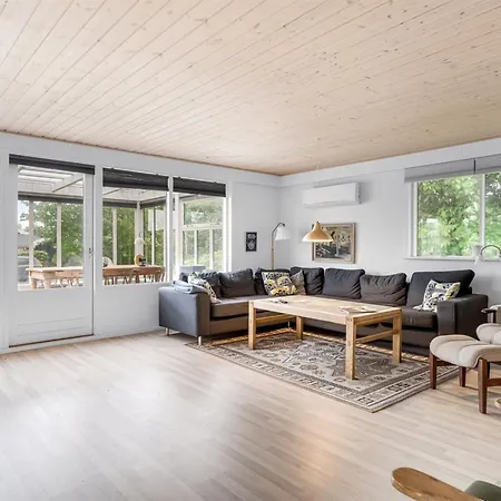 Сasa de vacaciones Johan - From The Sea By Interhome *