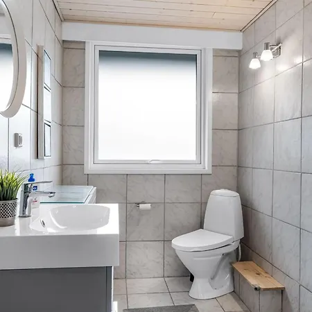 Johan - From The Sea By Interhome Hals