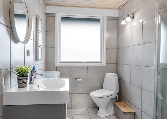 Johan - From The Sea By Interhome Hals