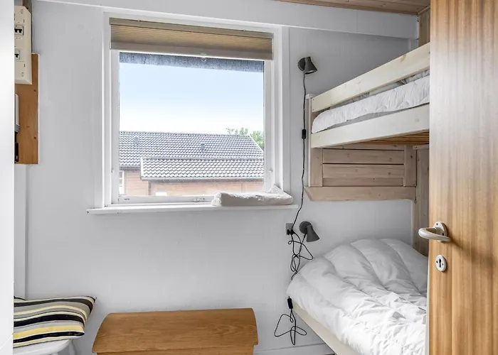 Johan - From The Sea By Interhome * Hals